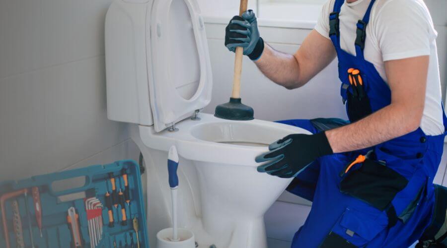 Professional septic pumping service in Evans, CO